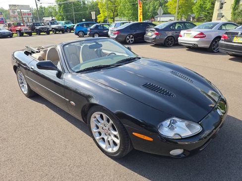 Used 2000 Jaguar XK8 Convertible RWD image 10