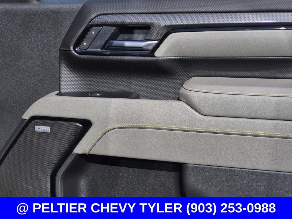 Used 2026 Chevrolet Silverado 2500 ZR2 w/ LPO, Dark Essentials Package AWD/4WD image 18