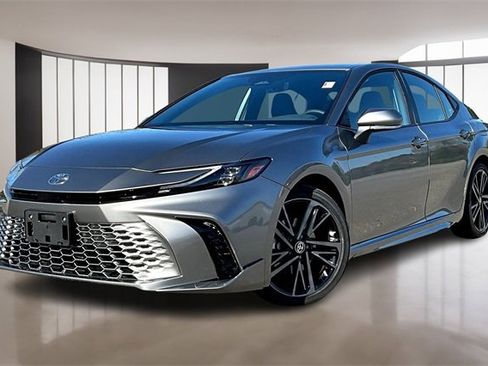 Used 2026 Toyota Camry XSE image 1