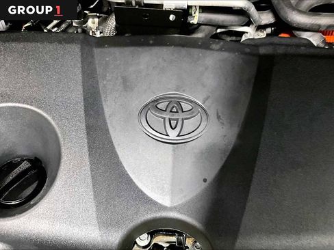 Used 2021 Toyota RAV4 SE AWD/4WD image 33