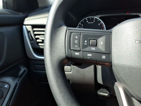 Certified 2025 Nissan Rogue S AWD/4WD image 22