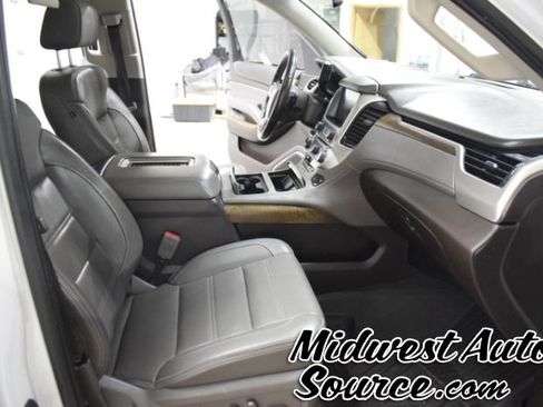 Used 2019 GMC Yukon XL Denali w/ Denali Ultimate Package image 38