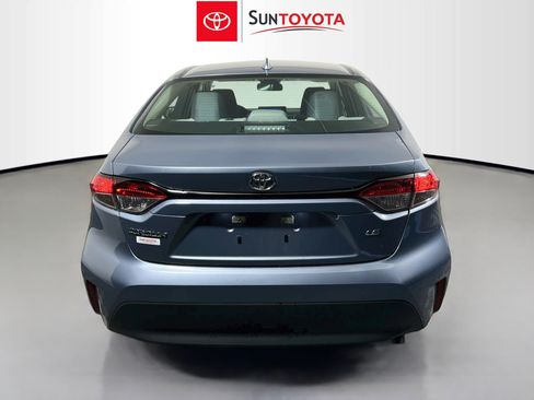 Used 2026 Toyota Corolla LE FWD image 5