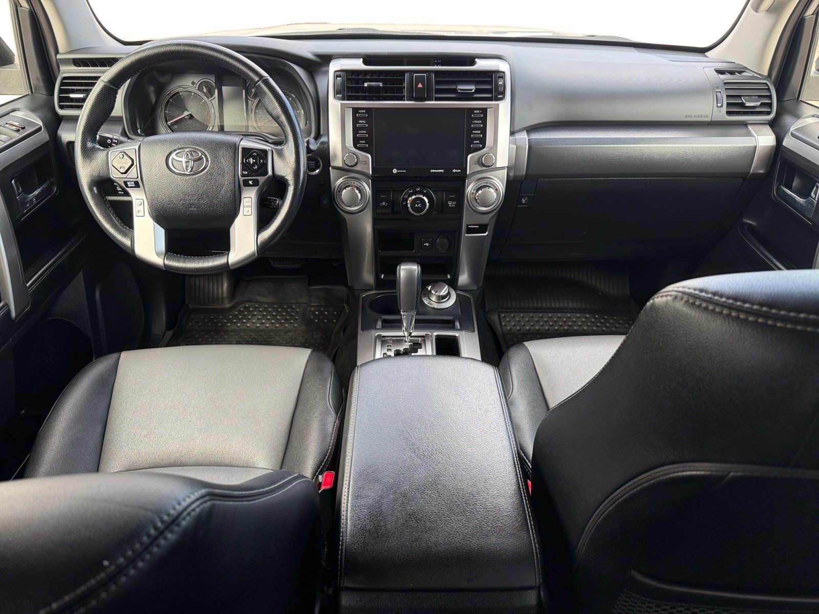 Used 2023 Toyota 4Runner SR5 Premium w/ Moonroof Package AWD/4WD image 14