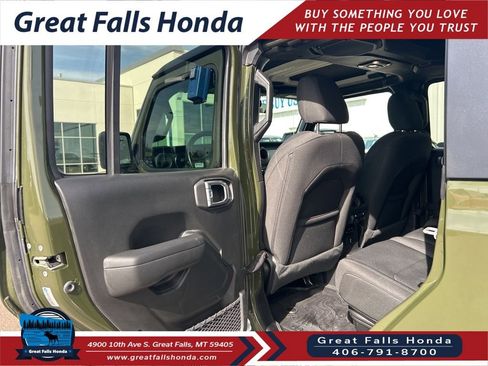 Used 2022 Jeep Gladiator Sport AWD/4WD image 21