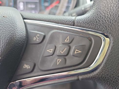 Used 2017 Chevrolet Cruze LT w/ Convenience Package image 21