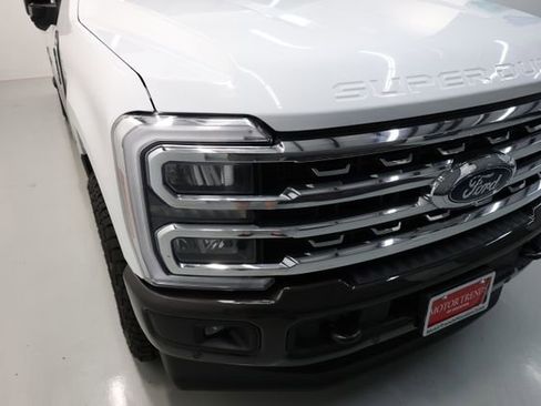 Used 2025 Ford F250 King Ranch w/ FX4 Off-Road Package AWD/4WD image 75