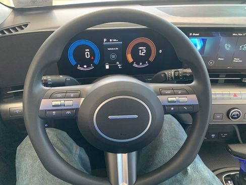 New 2026 Hyundai Kona SE image 5