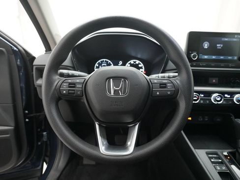 Certified 2025 Honda CR-V EX image 4