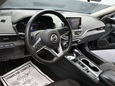 Used 2021 Nissan Altima 2.5 SV image 12