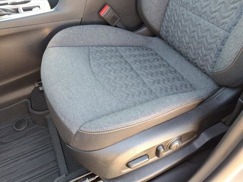 Used 2024 Chevrolet Equinox LT w/ LPO, Floor Liner Package AWD/4WD image 13