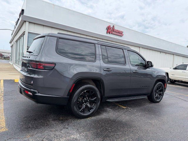 Used 2024 Jeep Wagoneer Series II AWD/4WD image 11