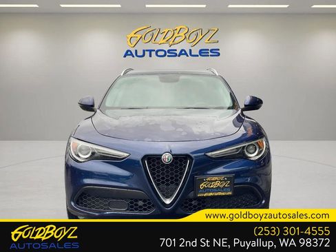 Used 2018 Alfa Romeo Stelvio AWD image 9