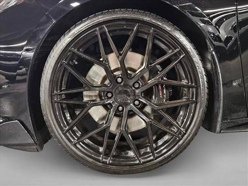 Used 2023 Chevrolet Corvette Stingray Premium Conv w/ Z51 Performance Package RWD image 19