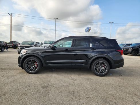 New 2026 Ford Explorer ST AWD/4WD image 3