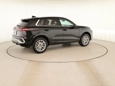 New 2026 Audi Q3 quattro 2.0T AWD/4WD image 7