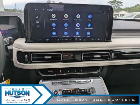 New 2025 Lincoln Aviator 2WD w/ Equipment Group 101A image 27