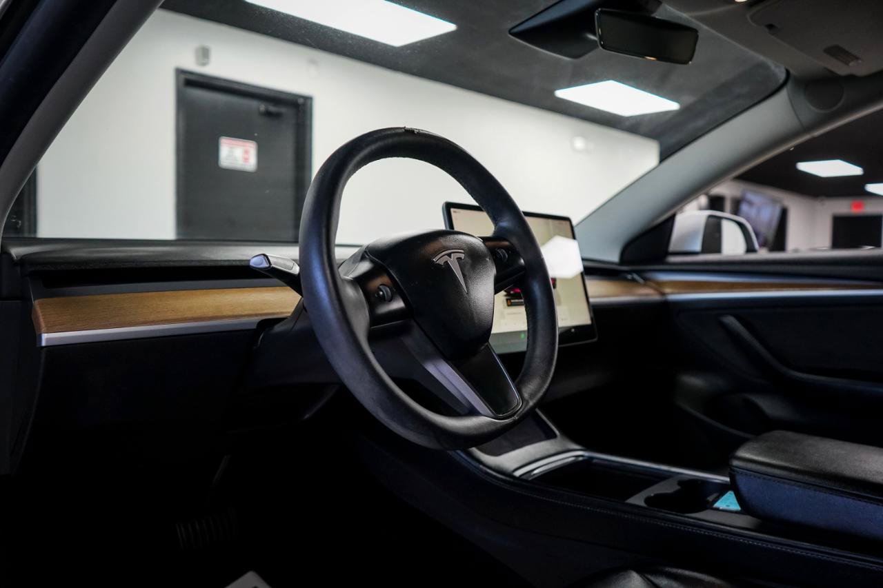 Used 2022 Tesla Model 3 Long Range AWD/4WD image 12