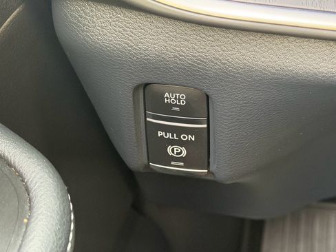 Certified 2026 Nissan Armada SV AWD/4WD image 33