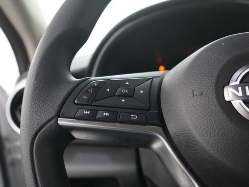 Used 2024 Nissan Kicks SV FWD image 23