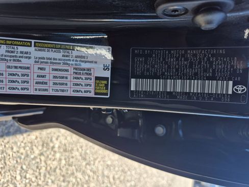 Used 2024 Toyota Corolla LE FWD image 28