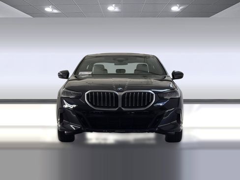 New 2026 BMW 530i w/ M Sport Package RWD image 6