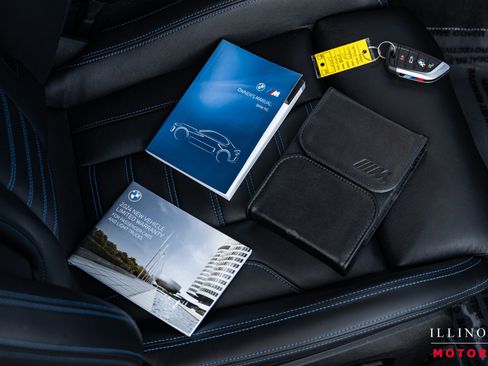 Used 2024 BMW M2 w/ Lighting Package image 39