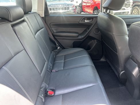 Used 2017 Subaru Forester 2.5i Touring AWD/4WD image 57