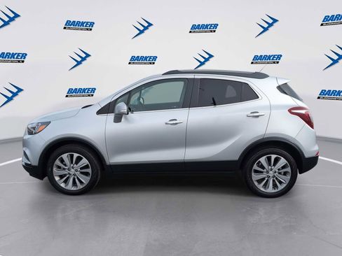 Used 2018 Buick Encore Preferred image 5