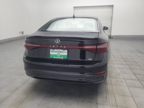 Used 2025 Volkswagen Jetta SE FWD image 7