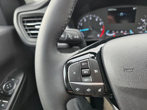 Certified 2022 Ford Escape SEL image 13