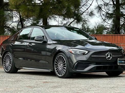 Used 2023 Mercedes-Benz C 300 Sedan image 2