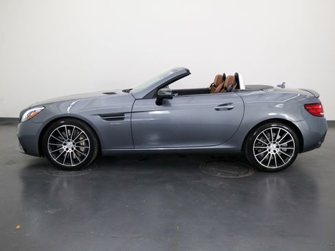 Used 2019 Mercedes-Benz SLC 43 AMG image 7