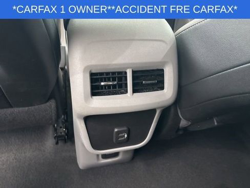 Used 2023 GMC Terrain SLT image 19