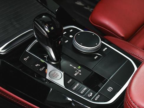 Used 2023 BMW X4 xDrive30i w/ M Sport Package image 44