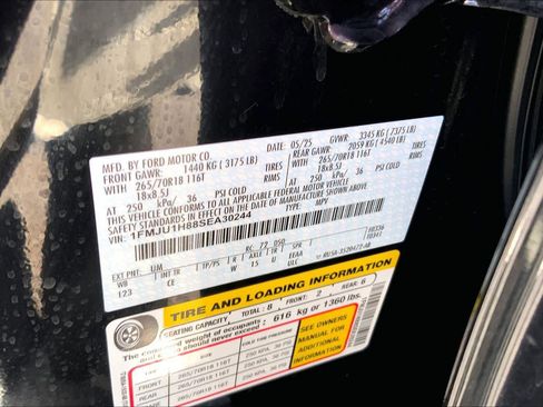 Certified 2025 Ford Expedition Active RWD image 33