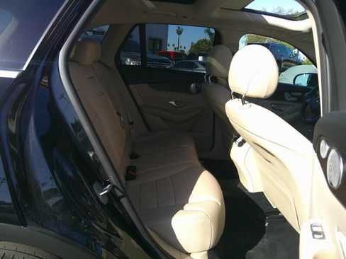 Used 2019 Mercedes-Benz GLC 350e 4MATIC image 16