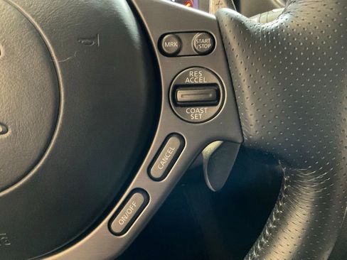 Used 2014 Nissan GT-R Premium image 12