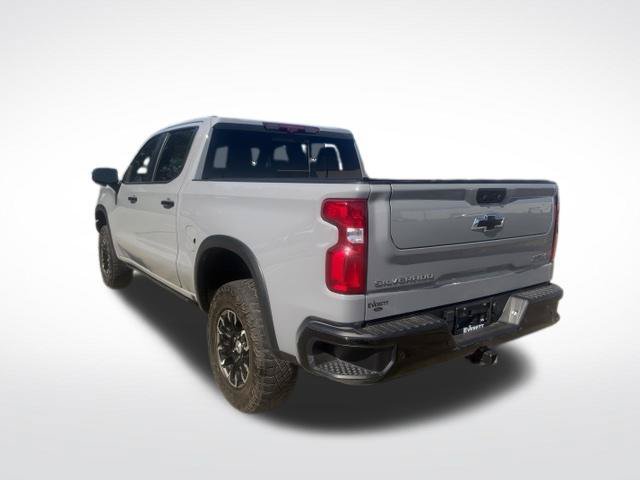 Used 2025 Chevrolet Silverado 1500 ZR2 w/ Technology Package AWD/4WD image 7