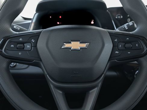 New 2026 Chevrolet Trax LT w/ Sunroof Package FWD image 19