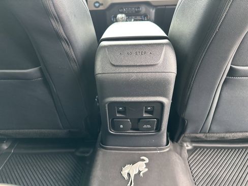 Used 2022 Ford Bronco Wildtrak image 25