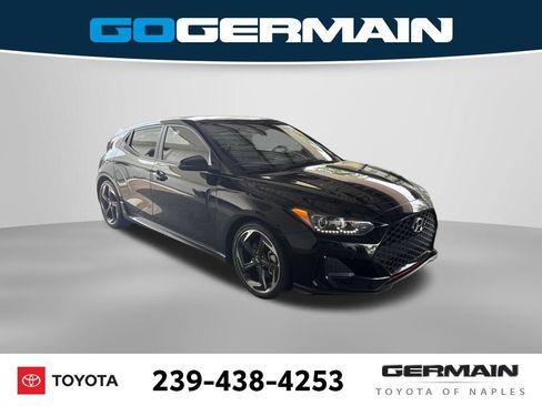 Used 2019 Hyundai Veloster Turbo FWD image 11
