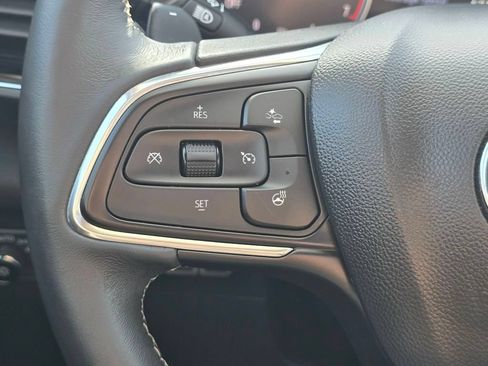 Used 2023 Buick Envision Avenir AWD/4WD image 36