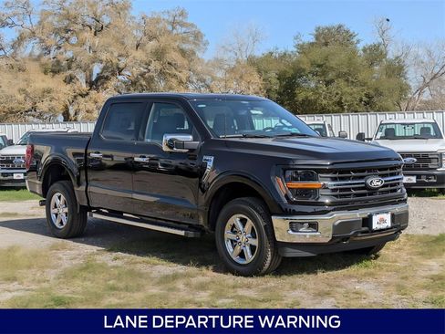 New 2025 Ford F150 XLT w/ Equipment Group 302A MID image 4