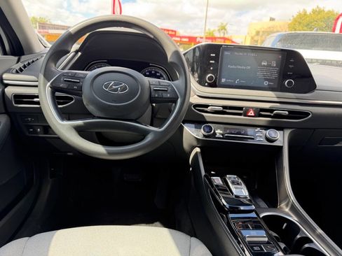 Used 2021 Hyundai Sonata SEL w/ Cargo Package image 13