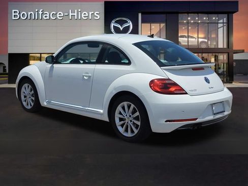 Used 2017 Volkswagen Beetle 1.8T SE FWD image 35