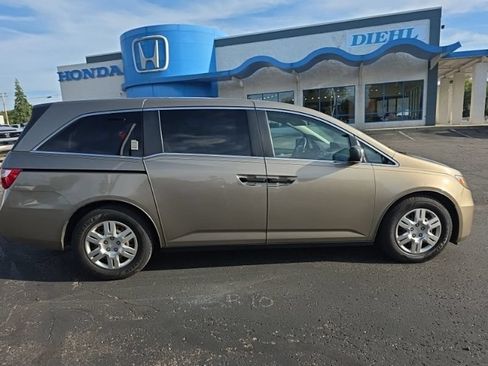 Used 2011 Honda Odyssey LX image 4