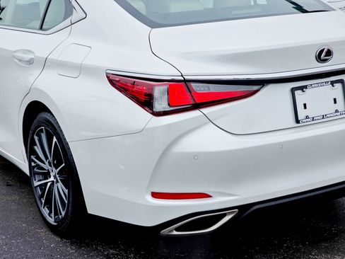 Used 2023 Lexus ES 350 w/ Premium Package image 21