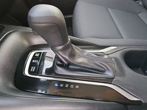 Certified 2025 Toyota Corolla LE image 20