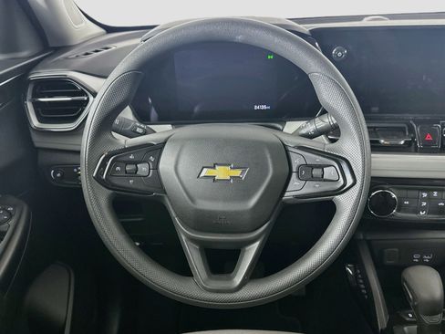 Used 2026 Chevrolet TrailBlazer LT AWD/4WD image 17